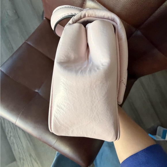 Tory Burch Light Pink Quilted Shoulder Bag - Picture 9 of 10